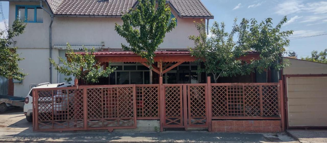 Hostel Tulcea Exterior foto